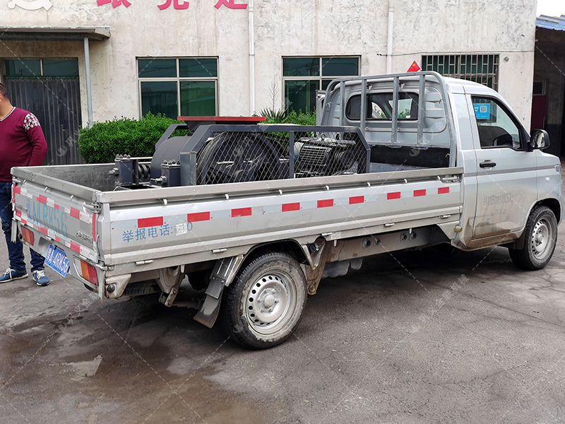 狼牙破碎機是什么設備？在哪些行業(yè)中有廣泛應用？