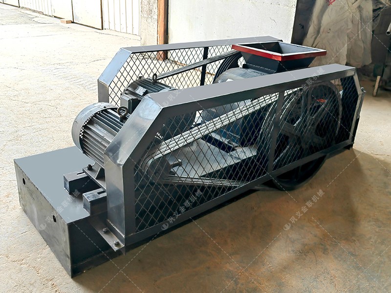 雙齒輥破碎機(jī)，如何解決大塊物料破碎的困擾？