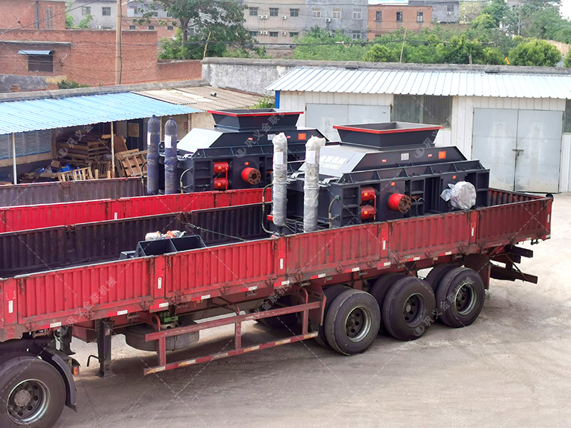 時產100噸和200噸的石灰石生產線，選擇的液壓對輥制砂機有何不同？